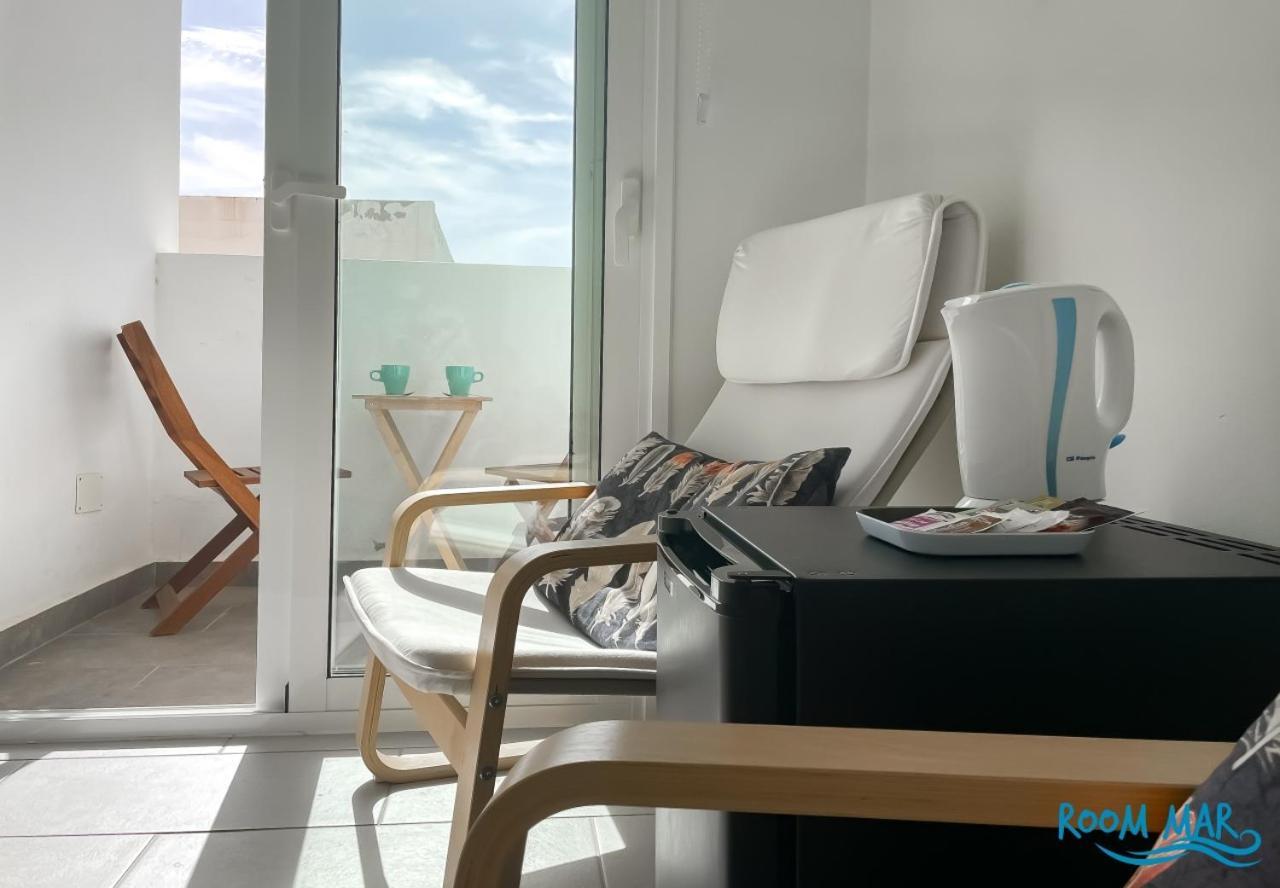 Room Mar Wifi Free , Private Bathroom And Terrace Corralejo Exterior photo